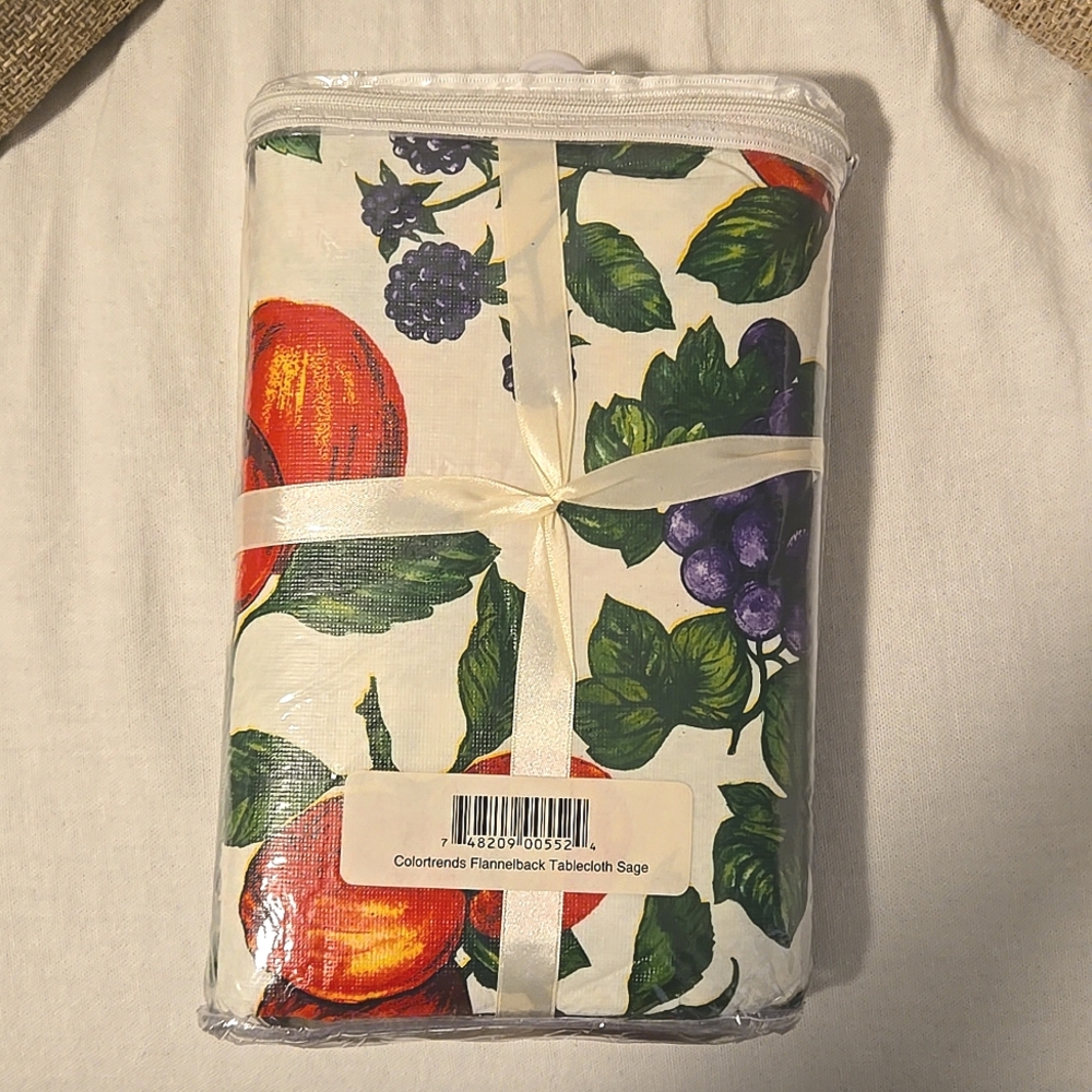 Fruit Pattern Tablecloth - Picture 2 of 5